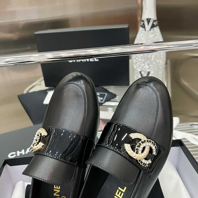 Ch*el classic logo loafers all black