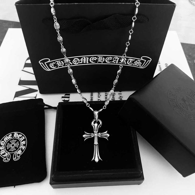 Ch*0me heart cross necklace