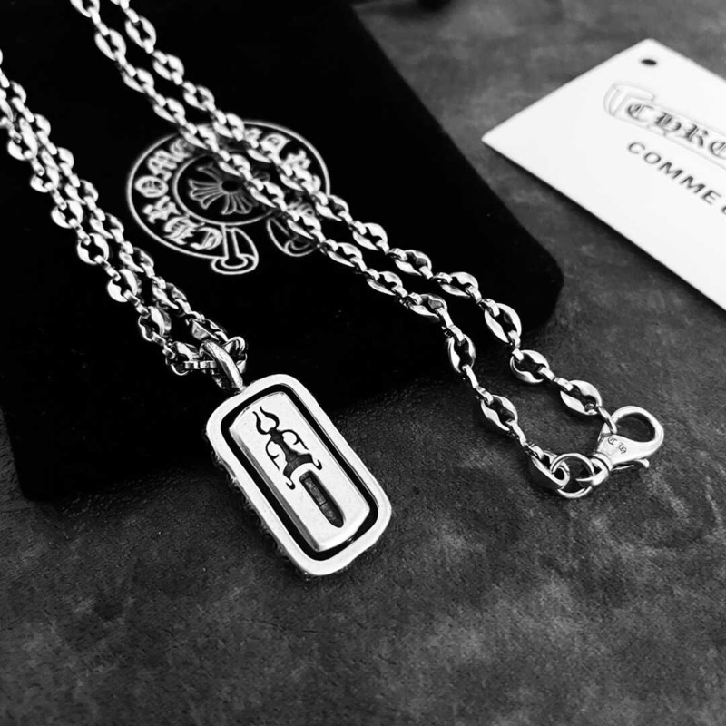 Ch*0me He**ts sterling silver necklace