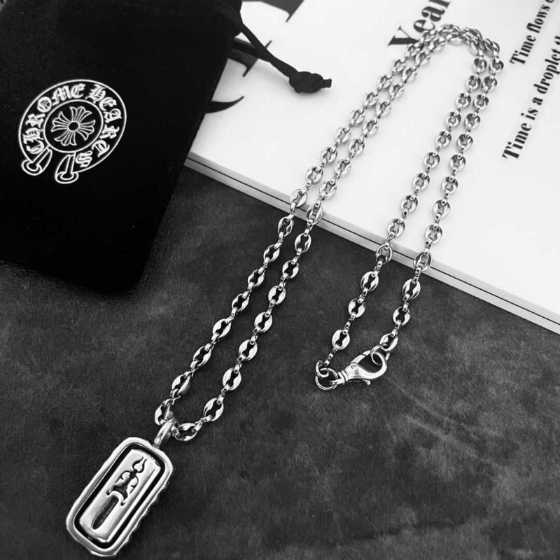Ch*0me He**ts sterling silver necklace