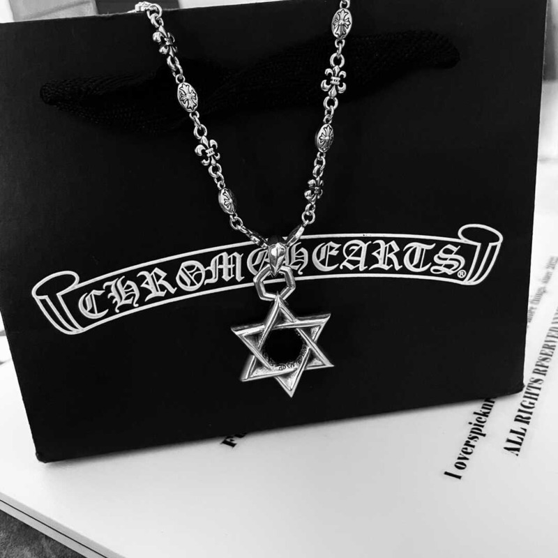 Ch*0me He**ts sterling silver necklace
