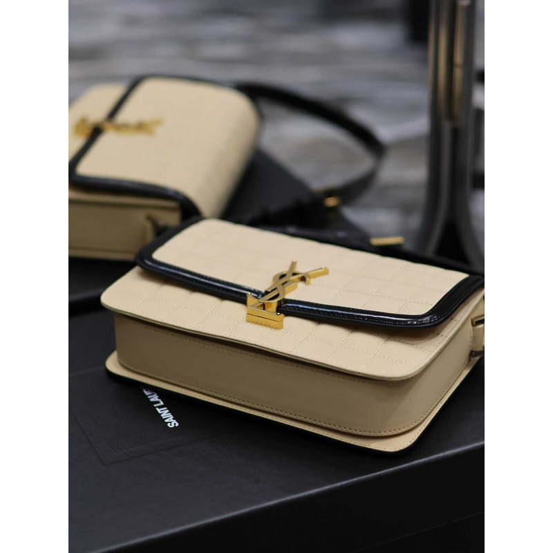 Saint Laurent Women\