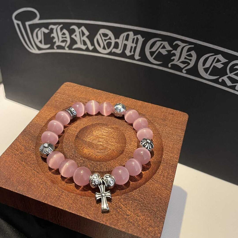 Ch*0me He**ts bead bracelet