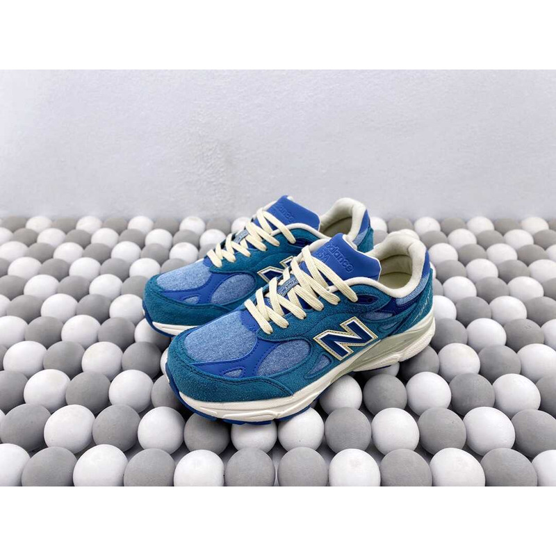 New Balance Levi\