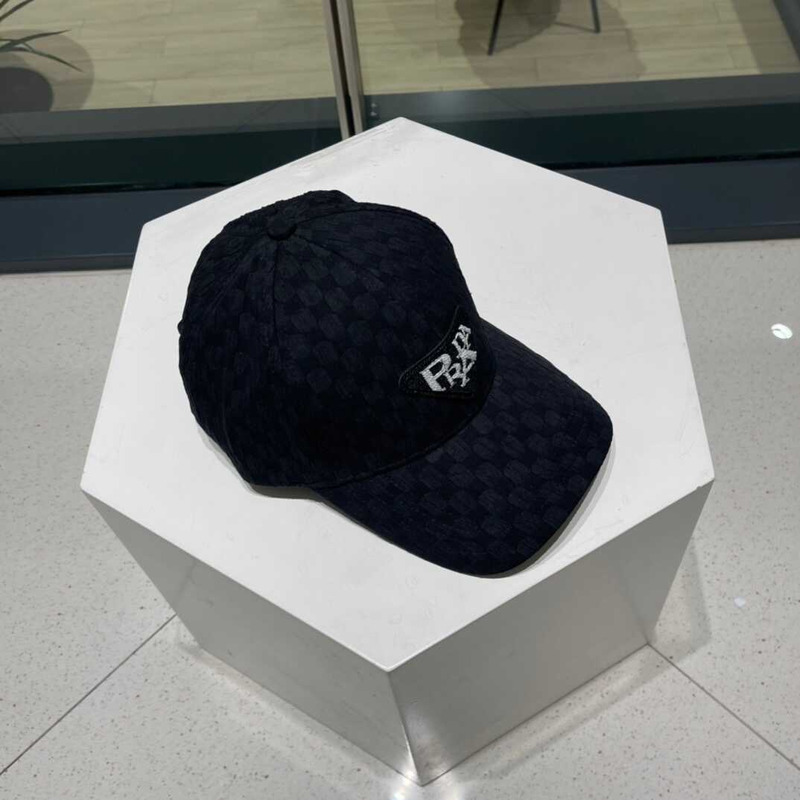Pra*a baseball cap with logo black