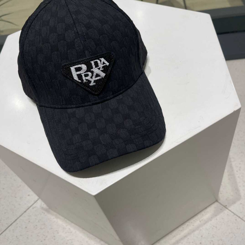 Pra*a baseball cap with logo black