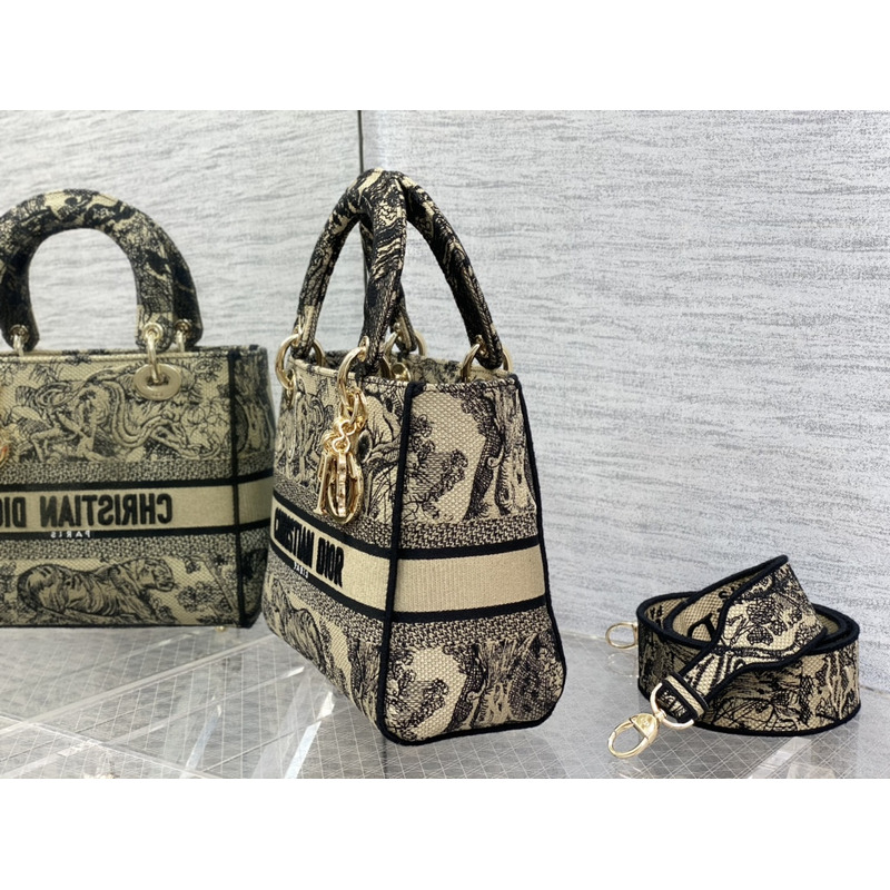 D*or medium lady d-lite bag embroidery beige and black