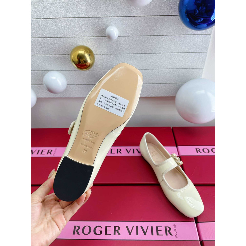 roger u1u1er très u1u1er babies patent leather ballet flats beige
