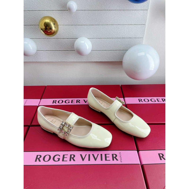 roger u1u1er très u1u1er babies patent leather ballet flats beige