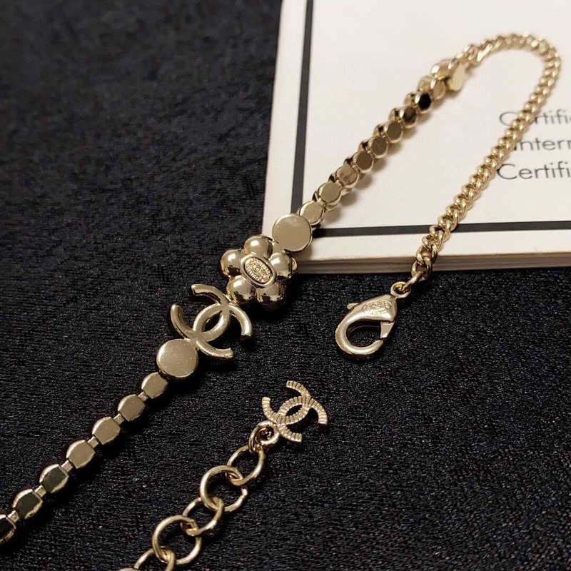 ch*el colored Di*m*nd necklace