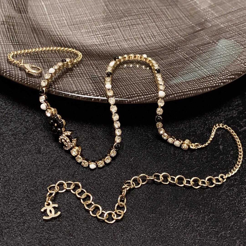 ch*el colored Di*m*nd necklace
