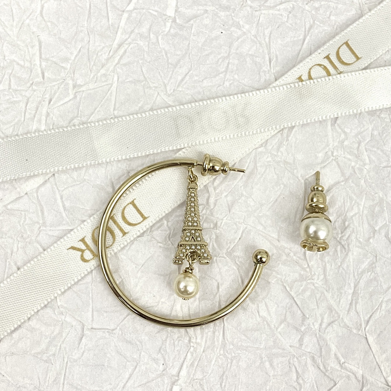 D*or asymmetrical hoop earrings white and gold