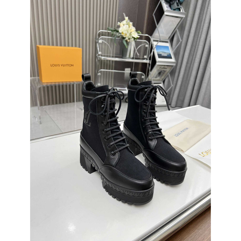 l**is V*t*n frosted calf leather ankle boots black