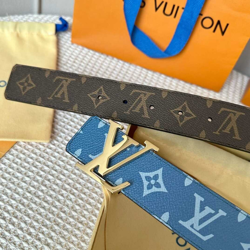 l**is V*t*n initiales 40mm reversiblet with golden lv initials buckle monogram canvas/blue