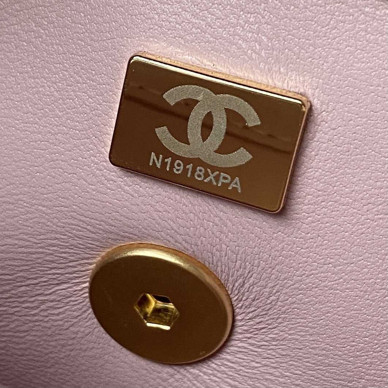 Ch*el mini flap bag lambskin & ash-wood light pink