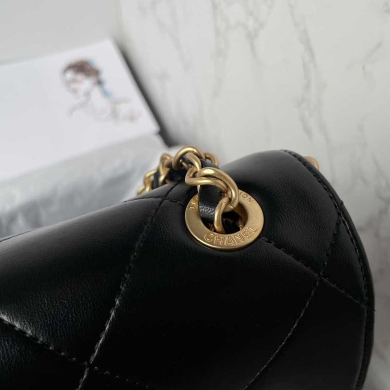 Ch*el maxi hobo bag calfskin black