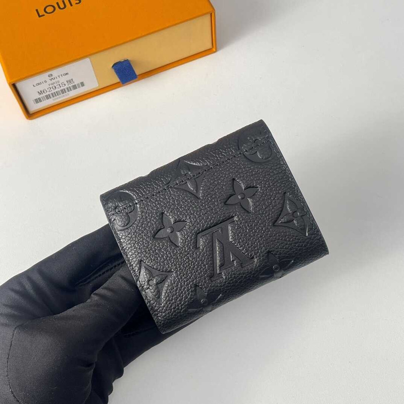 l**is V*t*n zoé wallet monogram empreinte leather black