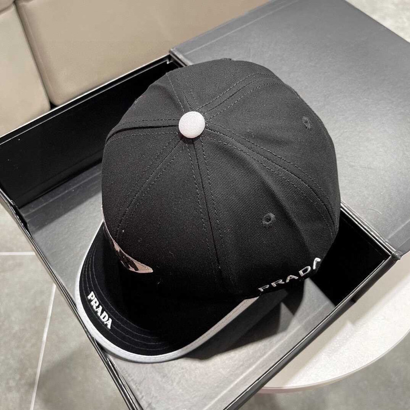 Pra*a re-nylon baseball cap in black