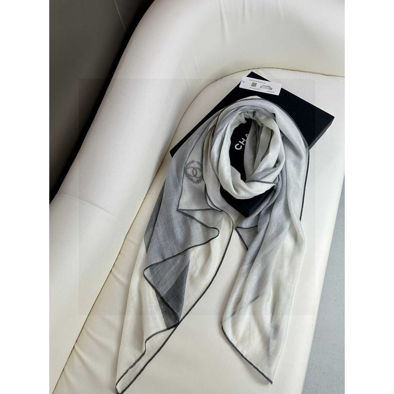 Ch*el cashmere scarf grey