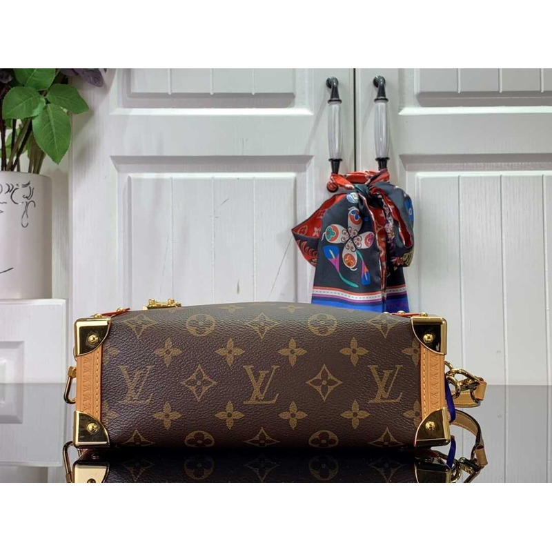 l**is V*t*n monogram side trunk mm