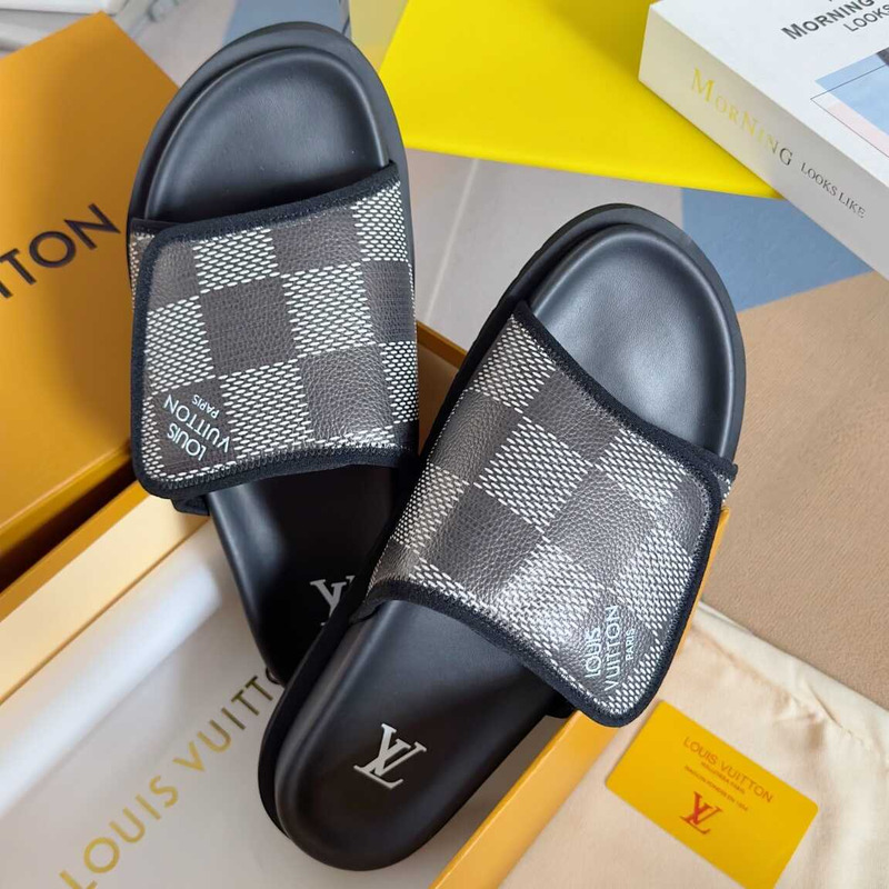 l**is V*t*n miami mule damier black