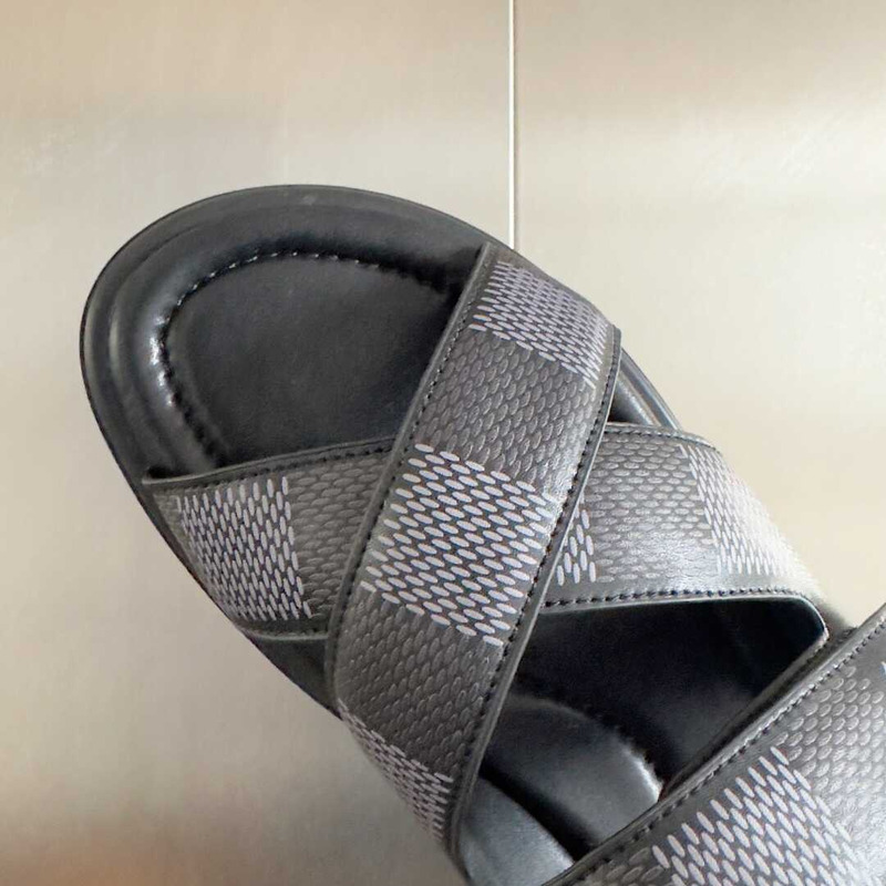 l**is V*t*n venice mule in monogram eclipse