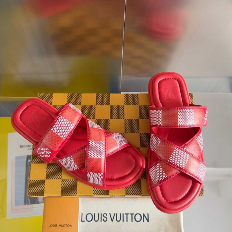 l**is V*t*n venice mule in red