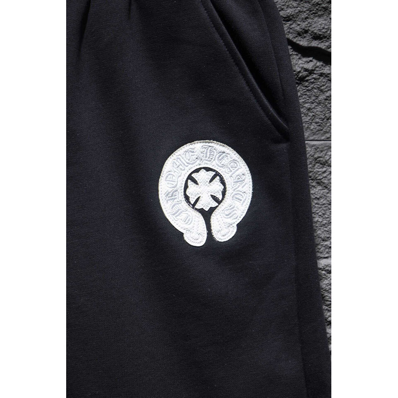 Ch*0me heart embroidered cotton shorts black