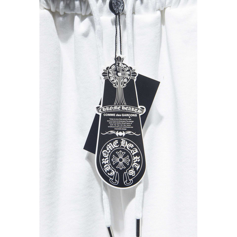 Ch*0me heart  embroidered cotton shorts white