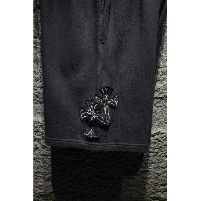 Ch*0me heart embroidered cotton shorts black