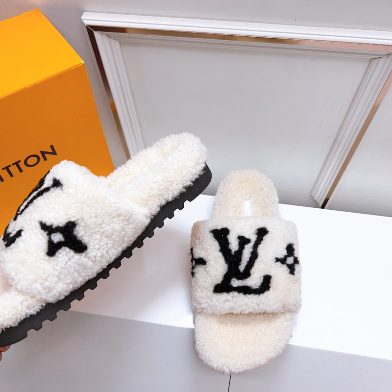 l**is V*t*n paseo flat comfort mules white