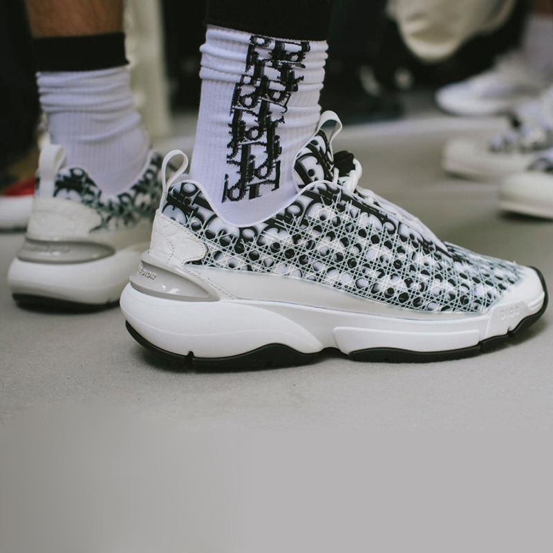 D*or white D*or oblique "b24" sneaker with