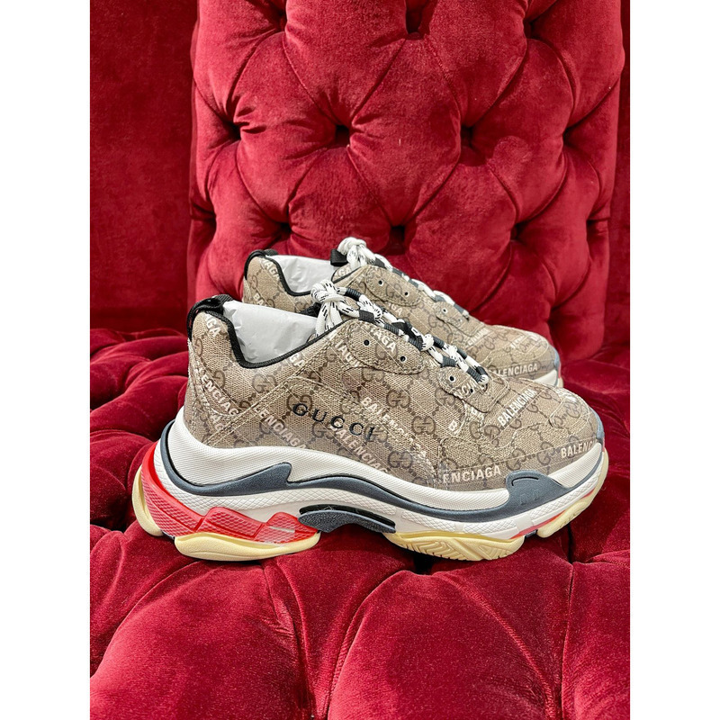 G*u*i sneaker