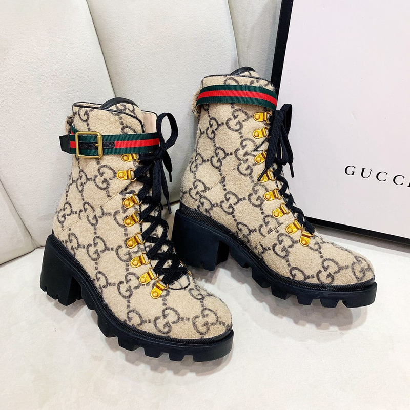 G*u*i wool ankle boot