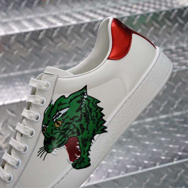 G*u*i ace tiger print sneaker in white