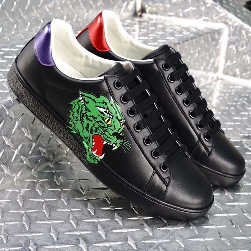 G*u*i ace tiger print sneaker in black
