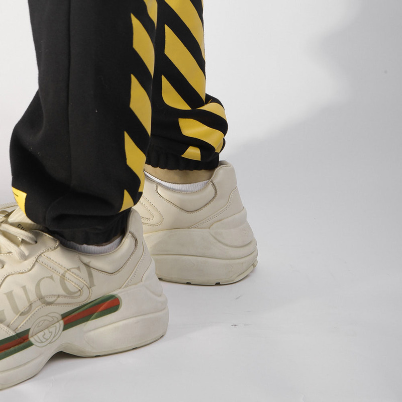 G*u*i rhyton logo ivory leather sneaker