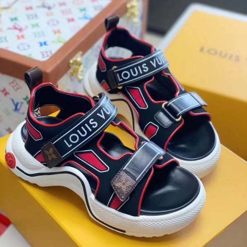 l**is V*t*n archlight sporty sandal