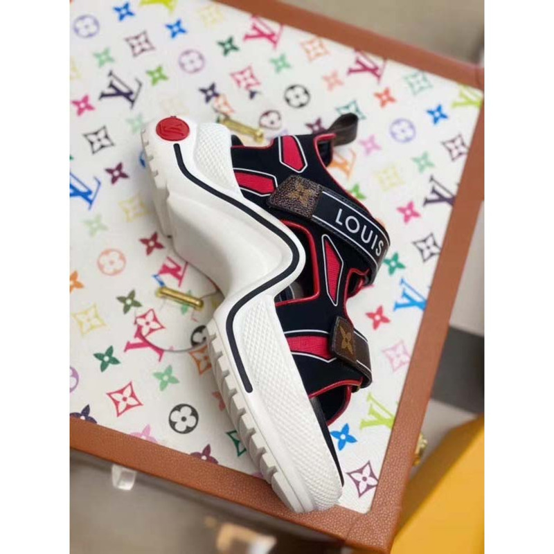 l**is V*t*n archlight sporty sandal