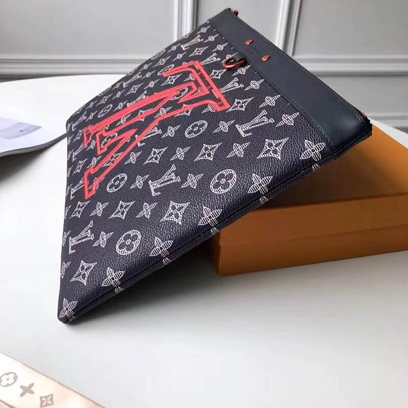 l**is V*t*n pochette apollo m62905